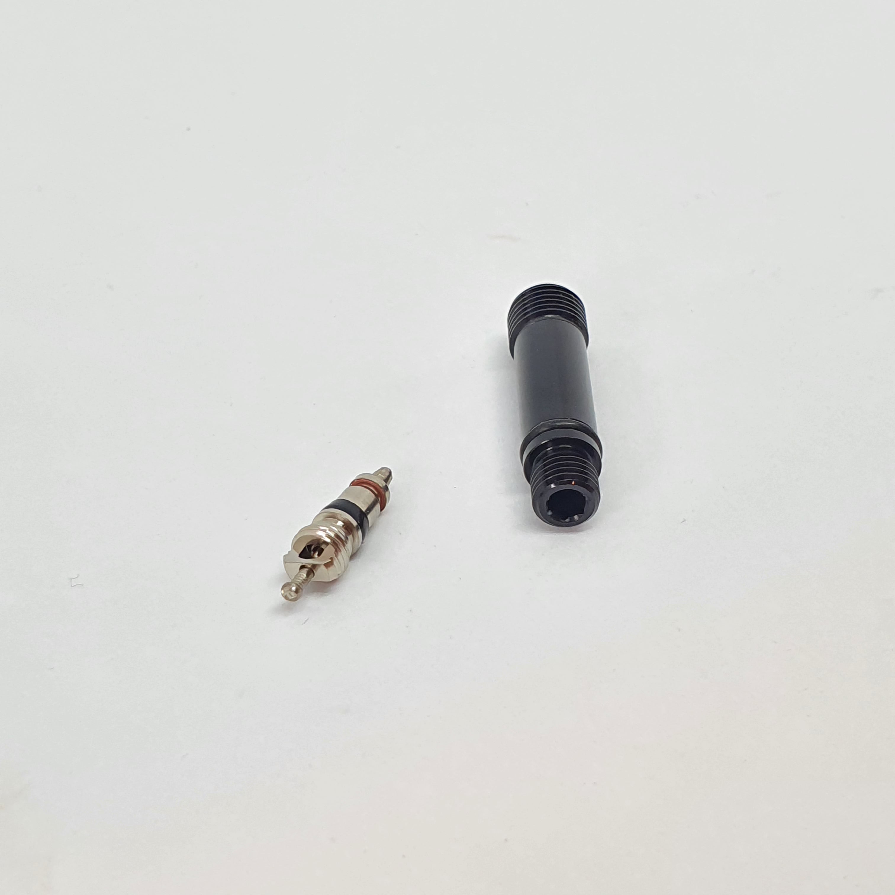 Fox Air Valve Stem and Valve Core Assemblys